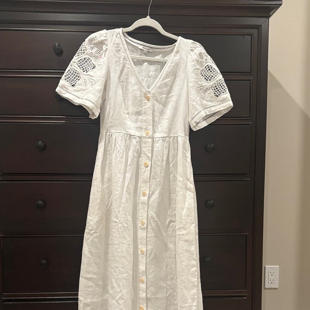 White Button-Down Dress with Lace Sleeves